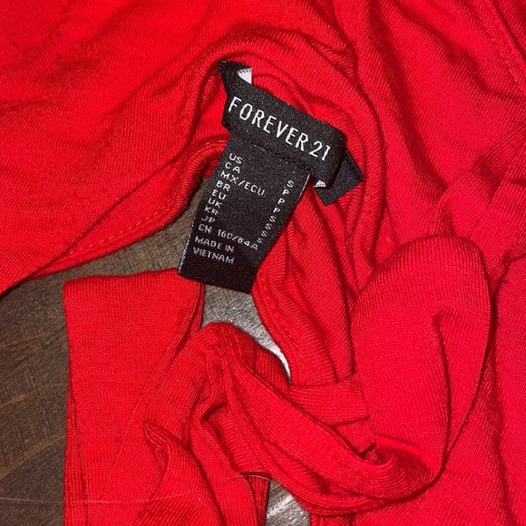 Red bodysuit with cutouts forever 21 - Picture 3 of 3